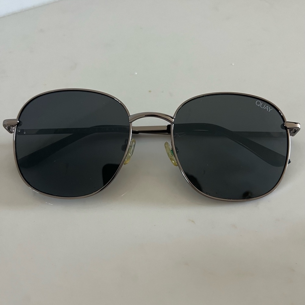 Quay Jezebel Sunglasses